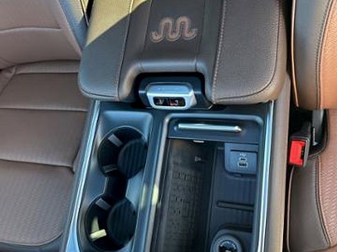 New 2025 Ford Expedition King Ranch image 24