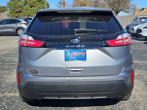Used 2022 Ford Edge SE image 9