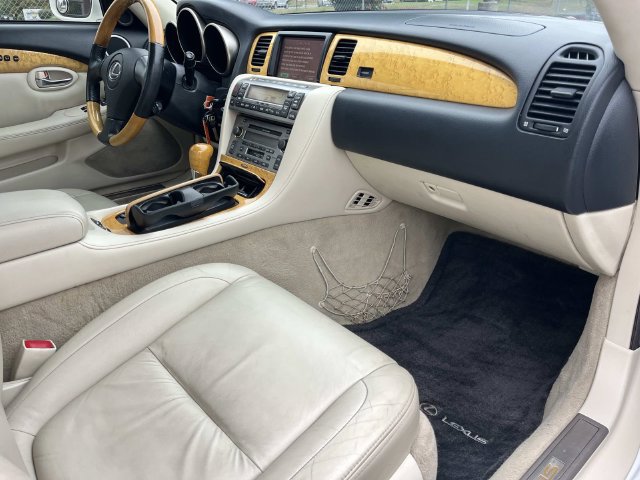 Used 2003 Lexus SC 430 Convertible RWD image 15