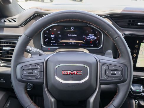 Used 2026 GMC Sierra 1500 AT4 w/ Technology Package AWD/4WD image 19