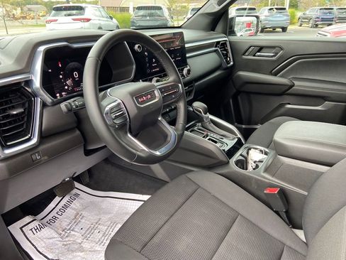 Used 2023 GMC Canyon Elevation image 16