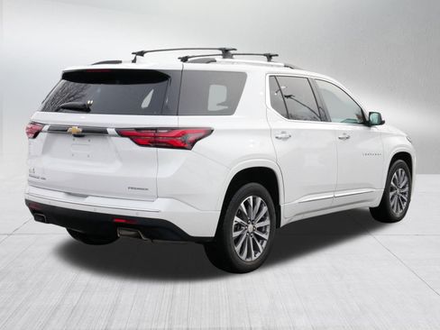 Used 2022 Chevrolet Traverse Premier image 7