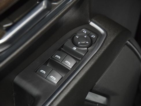 Used 2024 Chevrolet Silverado 1500 LT AWD/4WD image 47