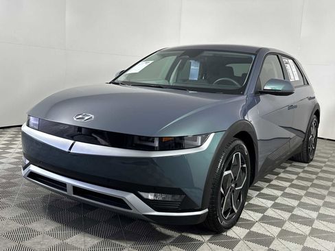Used 2024 Hyundai Ioniq 5 SEL RWD image 4