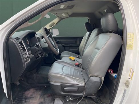 Used 2018 RAM 3500 Tradesman image 11