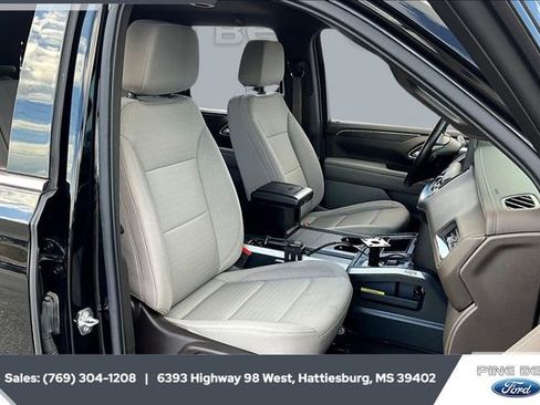 Used 2022 Chevrolet Tahoe LS w/ Driver Alert Package image 6