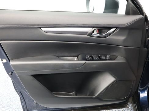 Used 2018 MAZDA CX-5 Touring image 7