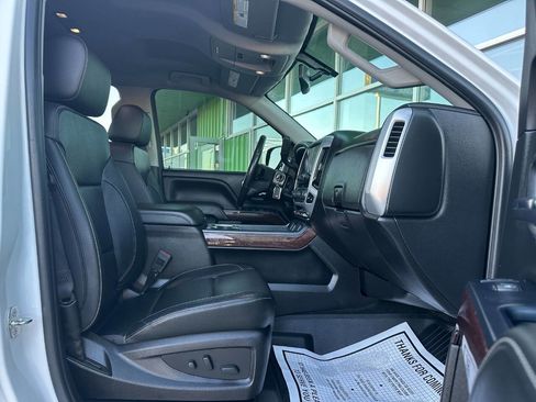 Used 2018 GMC Sierra 1500 SLT w/ SLT Premium Package image 19