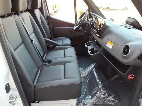 New 2026 Mercedes-Benz Sprinter 2500 image 17