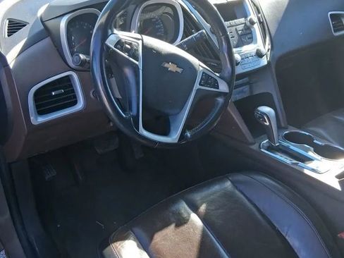 Used 2010 Chevrolet Equinox LT image 7