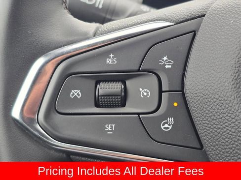 Used 2024 Chevrolet Trax LT w/ Driver Confidence Package FWD image 16