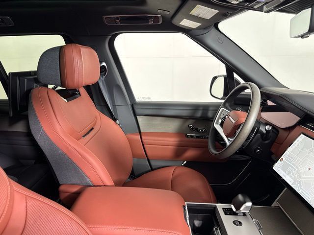 New 2026 Land Rover Range Rover SV AWD/4WD image 31