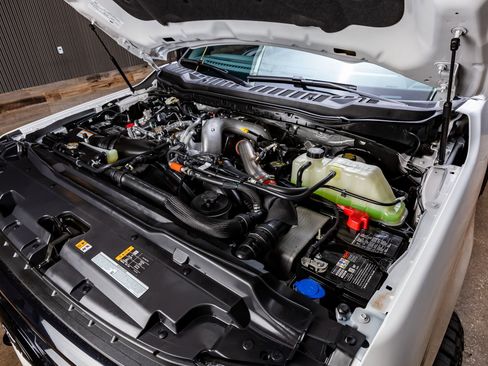 Used 2026 Ford F250 Platinum image 40