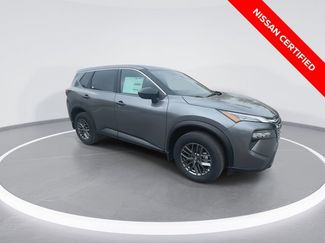 Certified 2025 Nissan Rogue S FWD video 2