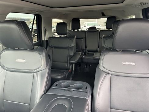 New 2026 Ford Expedition Platinum image 21