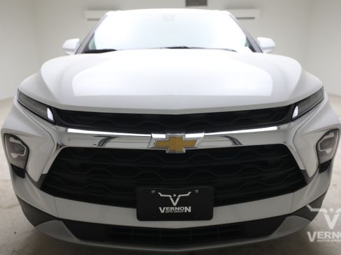 New 2026 Chevrolet Blazer LT FWD image 8
