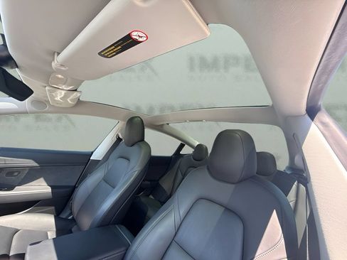 Used 2020 Tesla Model 3 Standard Range Plus RWD image 6
