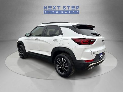 Used 2025 Chevrolet TrailBlazer ACTIV w/ Convenience Package image 5