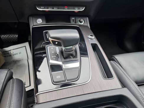 Used 2024 Audi Q5 2.0T Premium Plus image 30