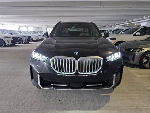 New 2026 BMW X5 sDrive40i w/ Premium Package RWD image 2