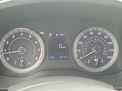 Used 2021 Hyundai Venue SEL FWD image 23