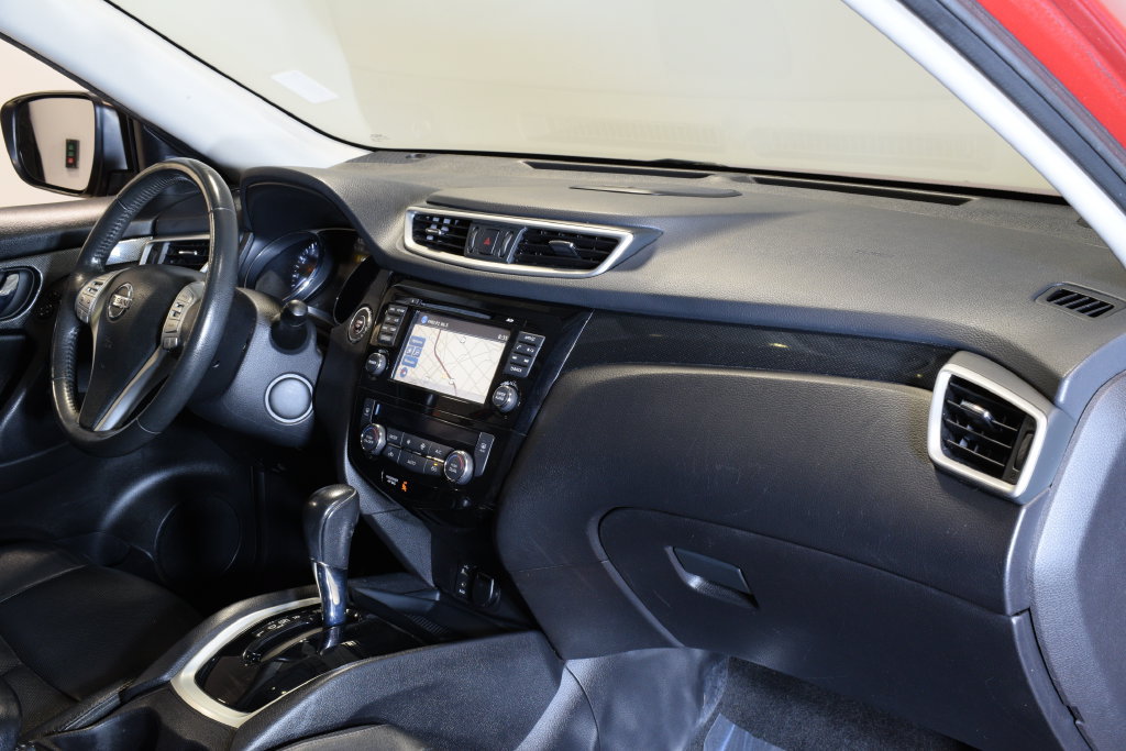 Used 2014 Nissan Rogue SL w/ SL Premium Package AWD/4WD image 32