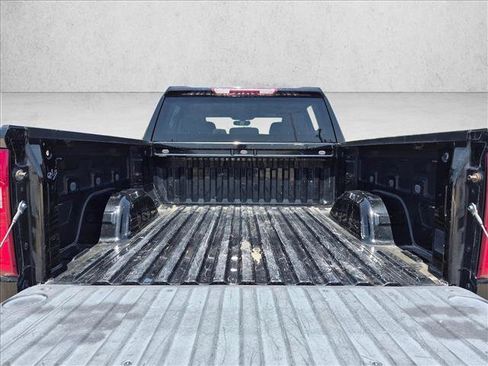 Used 2022 Chevrolet Silverado 1500 RST w/ Safety Package AWD/4WD image 5