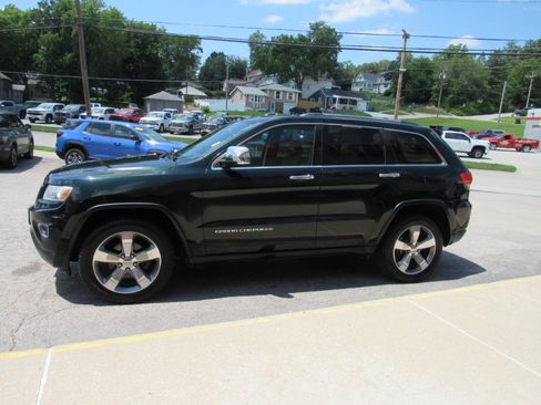 Used 2014 Jeep Grand Cherokee Limited w/ Trailer Tow Group IV AWD/4WD image 10