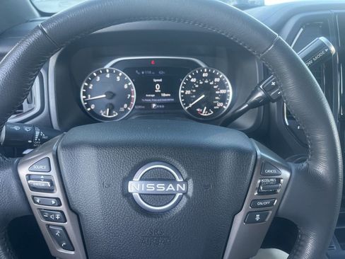 Used 2024 Nissan Titan SV w/ SV Bronze Edition Package RWD image 12