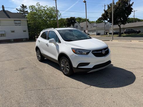 Used 2017 Buick Encore Preferred AWD/4WD image 1