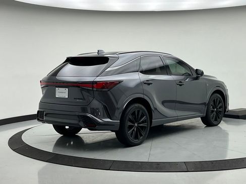 Used 2025 Lexus RX 500h F Sport image 4