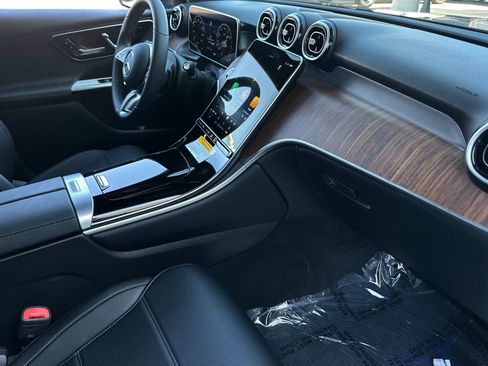 New 2026 Mercedes-Benz GLC 300 image 9
