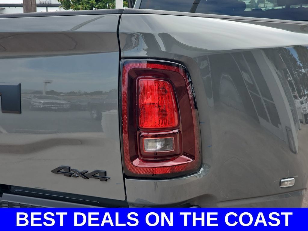 New 2027 RAM 3500 Big Horn AWD/4WD image 40