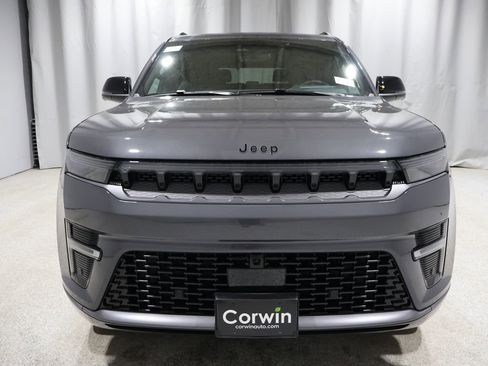 New 2026 Jeep Grand Wagoneer Limited image 2