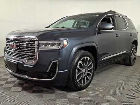 Used 2020 GMC Acadia Denali w/ Technology Package AWD/4WD image 3