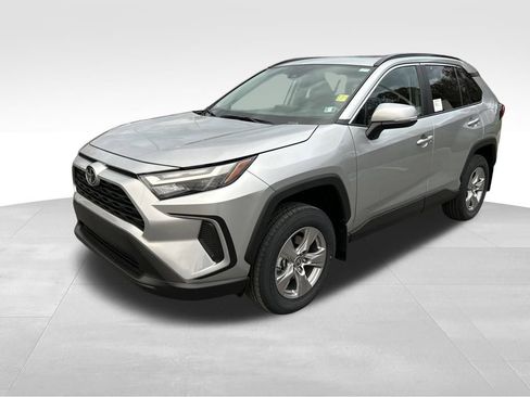New 2025 Toyota RAV4 XLE image 1