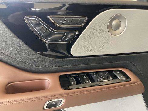 Certified 2025 Lincoln Aviator Reserve w/ Equipment Group 201A image 19