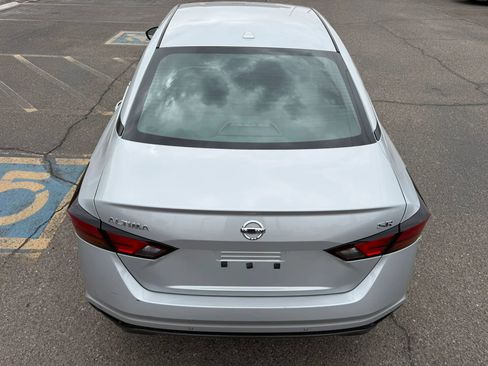 Used 2022 Nissan Altima 2.5 SR FWD image 39