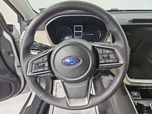 Certified 2025 Subaru Outback Limited image 16