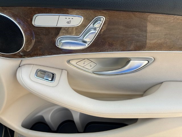 Used 2018 Mercedes-Benz GLC 300 image 17