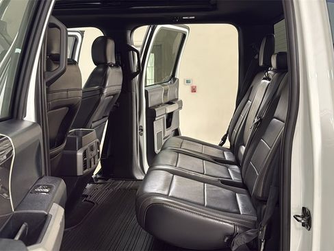 Used 2019 Ford F150 Raptor w/ Equipment Group 802A Luxury image 15