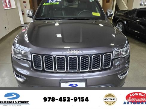 Used 2019 Jeep Grand Cherokee Limited AWD/4WD image 1