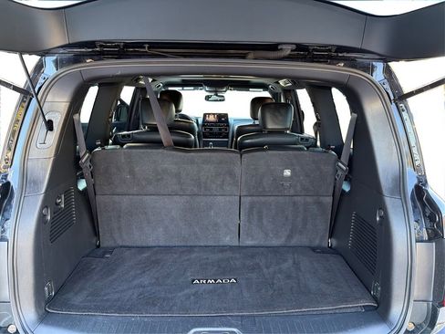 Used 2023 Nissan Armada SL w/ Midnight Edition Package image 14