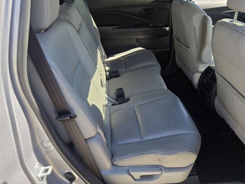 Used 2023 Honda Passport EX-L image 18