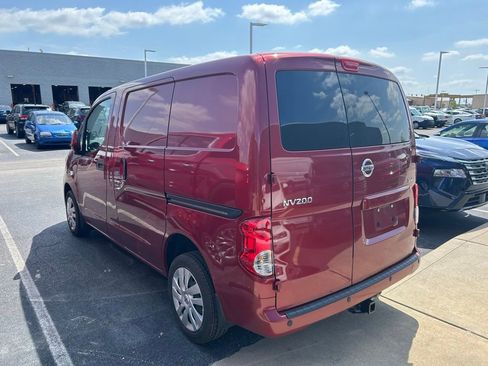 Used 2020 Nissan NV200 SV w/ Back Door Glass Package image 4