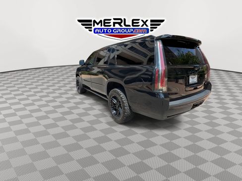 Used 2019 Cadillac Escalade ESV Platinum AWD/4WD image 6