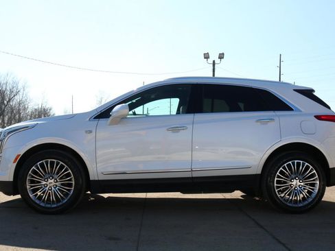 Used 2017 Cadillac XT5 Luxury w/ Driver Awareness Package image 15