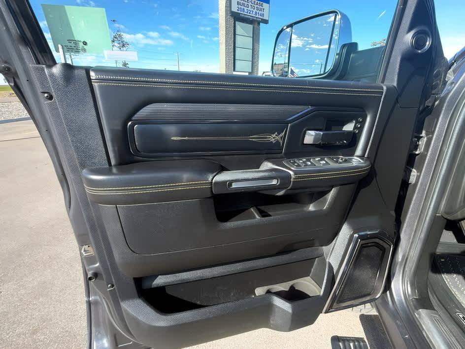 Used 2022 RAM 2500 Limited AWD/4WD image 9
