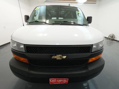 Used 2021 Chevrolet Express 2500 Extended w/ Driver Convenience Package RWD image 2