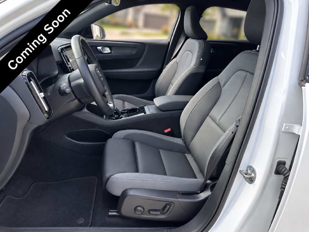 Certified 2023 Volvo C40 Recharge Core w/ Climate Package AWD/4WD image 2